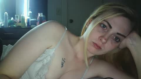 Snapshot of haileyakuma69 chatting on 02/07/25, 06:35 Hailey and d online show from 02/07/25, 06:35