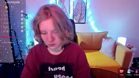 Snapshot of haileyfoxy chatting on 10/12/25, 08:57 Hailey online show from 10/12/25, 08:57