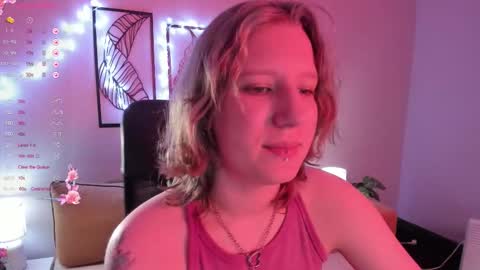 Hailey online show from 11/26/25, 08:59