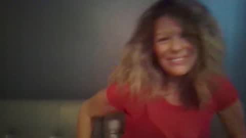 Snapshot of haileys123 chatting on 11/08/25, 04:51 Hailey online show from 11/08/25, 04:51