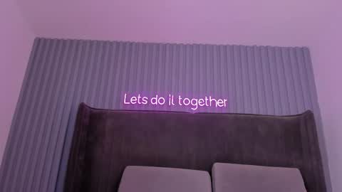 Haily online show from 02/12/25, 02:03