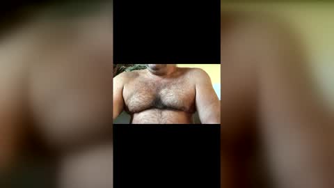 Snapshot of hairbear5 chatting on 05/21/26, 01:18 Bruce online show from 05/21/26, 01:18