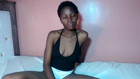 Snapshot of hairlyebony chatting on 03/12/26, 04:35 hairlyebony online show from 03/12/26, 04:35