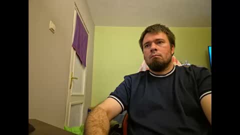 Snapshot of hairy_guy007 chatting on 12/01/24, 09:48 hairy_guy007 online show from 12/01/24, 09:48