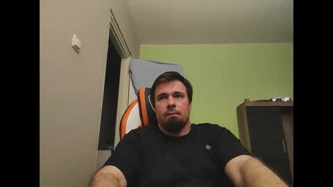 Snapshot of hairy_guy007 chatting on 04/08/26, 09:15 hairy_guy007 online show from 04/08/26, 09:15