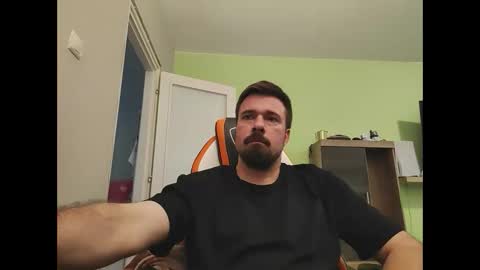 Snapshot of hairy_guy007 chatting on 05/23/26, 09:57 hairy_guy007 online show from 05/23/26, 09:57