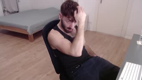 Snapshot of hairy_superman chatting on 10/10/25, 06:29 hairy_superman online show from 10/10/25, 06:29