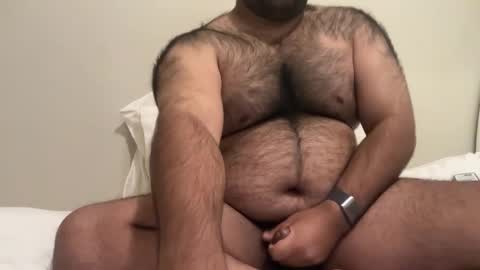 Snapshot of hairyaussie00 chatting on 01/06/25, 08:07 hairyaussie00 online show from 01/06/25, 08:07