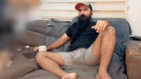 Hairy Beard Smoker online show from 05/01/26, 12:15