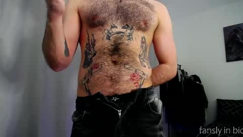 Snapshot of hairycuss chatting on 05/18/26, 06:03 Adam online show from 05/18/26, 06:03