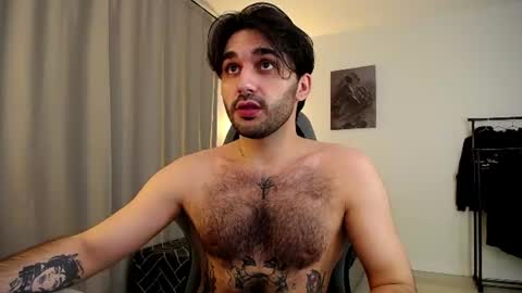 Snapshot of hairycuss chatting on 08/03/26, 06:44 Adam online show from 08/03/26, 06:44