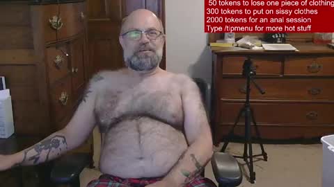 HairyDaddyBear69 online show from 05/15/26, 01:56