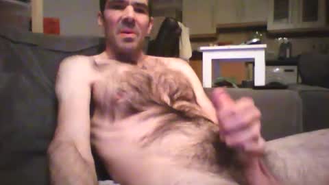 Snapshot of hairydude2015 chatting on 12/02/25, 09:54 hairydude2015 online show from 12/02/25, 09:54