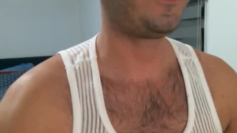 Snapshot of hairyeurostud chatting on 03/25/26, 01:11 Andy online show from 03/25/26, 01:11