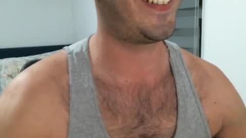 Snapshot of hairyeurostud chatting on 04/25/26, 12:02 Andy online show from 04/25/26, 12:02
