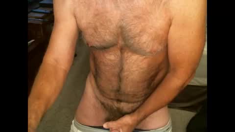 Snapshot of hairypecsguy chatting on 09/25/25, 10:24 Hairy pecs online show from 09/25/25, 10:24