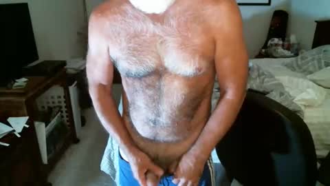 Snapshot of hairypecsguy chatting on 06/02/26, 05:53 Hairy pecs online show from 06/02/26, 05:53