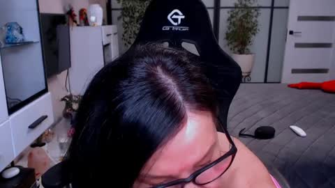 Monika online show from 03/28/26, 08:47