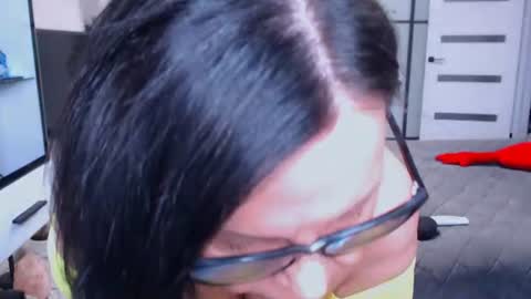 Snapshot of hairypussygranny chatting on 06/15/26, 06:32 Monika online show from 06/15/26, 06:32