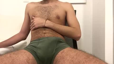 Snapshot of hairysammytdr chatting on 10/14/25, 05:25 hairysammytdr online show from 10/14/25, 05:25