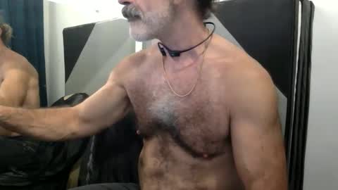 Snapshot of hairytonkas chatting on 09/16/25, 01:50 HairyTonkas online show from 09/16/25, 01:50