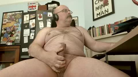 Ask me online show from 04/28/26, 12:21