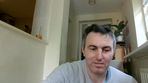 Snapshot of hakfin666 chatting on 04/05/26, 08:33 hakfin666 online show from 04/05/26, 08:33