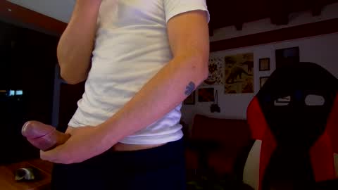 Snapshot of hakhoox chatting on 11/27/25, 01:46 mr hak online show from 11/27/25, 01:46