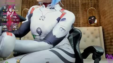 Haku Please help me with your thumbs up its important  online show from 02/21/25, 11:21