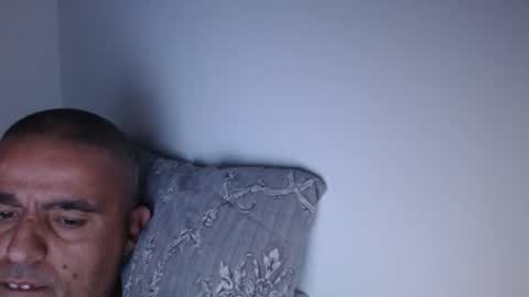 Snapshot of haled_77 chatting on 12/17/25, 02:06 haled_77 online show from 12/17/25, 02:06