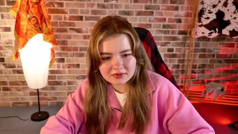Snapshot of haleysun chatting on 10/13/25, 01:11 HaleySun online show from 10/13/25, 01:11