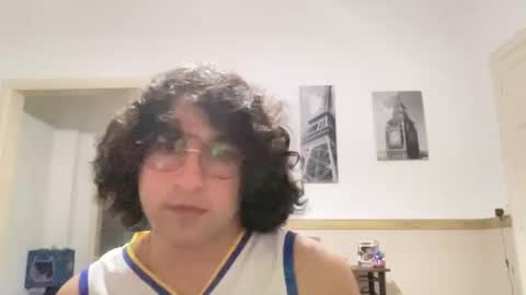 Snapshot of halfblood18 chatting on 10/05/25, 01:04 halfblood18 online show from 10/05/25, 01:04