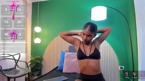 Halley Lorens online show from 03/19/26, 04:33