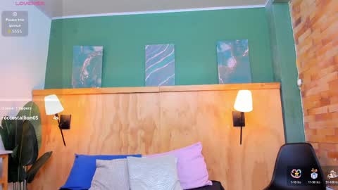 Halley Lorens online show from 04/25/26, 07:33