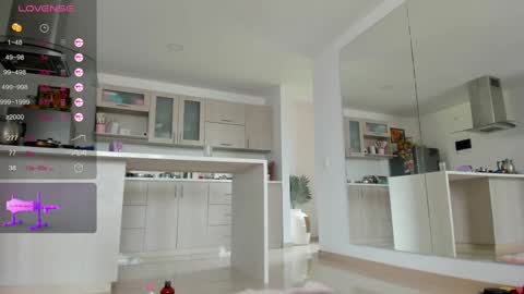 insta Laupalacio777Next stream 01th December online show from 12/20/24, 02:49