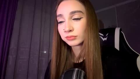 Holly online show from 11/06/25, 06:31