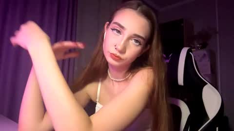 Holly online show from 12/16/25, 07:19