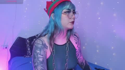 Hallu online show from 12/24/24, 11:06