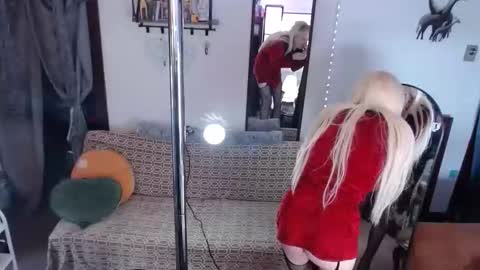 Snapshot of halovalentine chatting on 02/22/26, 04:16 halovalentine online show from 02/22/26, 04:16