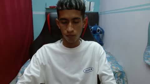 Snapshot of hamcummboy20 chatting on 03/05/26, 05:25 hamcummboy20 online show from 03/05/26, 05:25