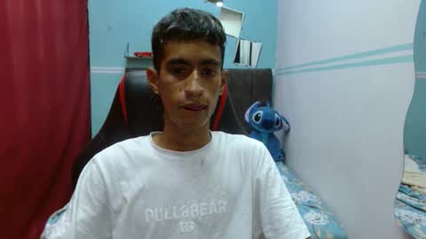 Snapshot of hamcummboy20 chatting on 04/11/26, 05:39 hamcummboy20 online show from 04/11/26, 05:39
