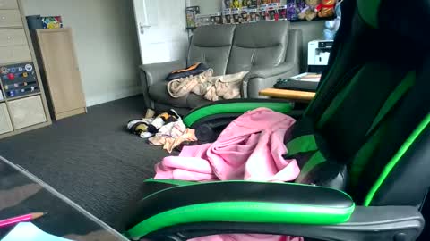 Sissy Sarah-Louise  online show from 04/16/26, 01:34