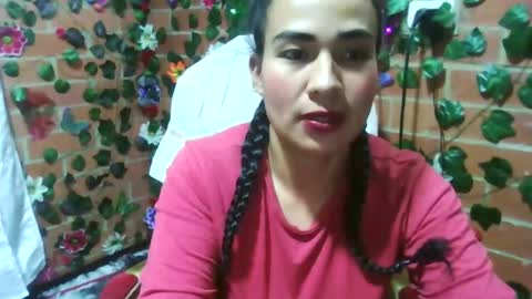 Snapshot of han_deus chatting on 12/22/24, 04:39 HANMy Dears make sure to follow me here create a FREE account if you dont have one and chat thank you. online show from 12/22/24, 04:39