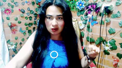 Snapshot of han_deus chatting on 12/26/24, 04:32 HANMy Dears make sure to follow me here create a FREE account if you dont have one and chat thank you. online show from 12/26/24, 04:32