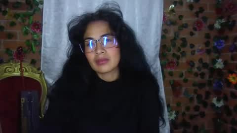 Snapshot of han_deus chatting on 01/06/25, 10:02 HANMy Dears make sure to follow me here create a FREE account if you dont have one and chat thank you. online show from 01/06/25, 10:02