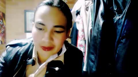 HANMy Dears make sure to follow me here create a FREE account if you dont have one and chat thank you. online show from 11/09/25, 02:10