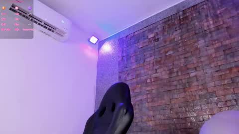 Snapshot of hana_sader_ chatting on 02/11/25, 04:24 hana online show from 02/11/25, 04:24