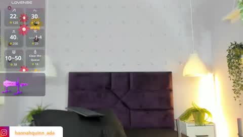Snapshot of hanaahquinn chatting on 10/21/25, 11:33 hanaahquinn online show from 10/21/25, 11:33