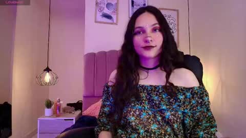 Snapshot of hanabie_ chatting on 01/16/26, 03:32 hanabie_ online show from 01/16/26, 03:32