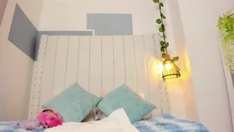 Snapshot of hanah_gray chatting on 09/12/25, 11:10 hanah_gray online show from 09/12/25, 11:10